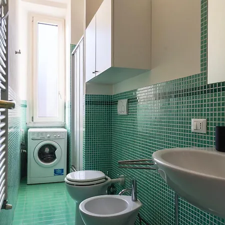 Youhosty - Perugino 6 * Milano