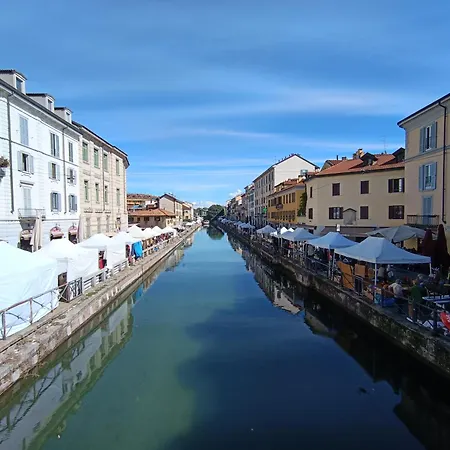 Naviglio Grande * Milán