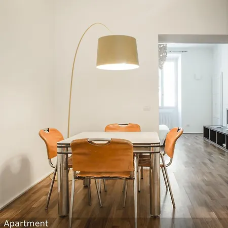 Brera In San Fermo Apartment