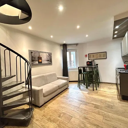Leonardo Duplex Apartment