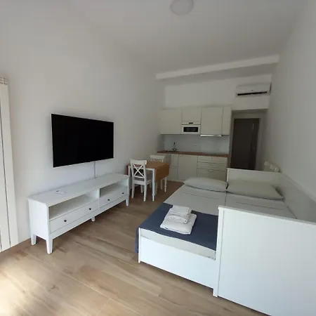 Logical Via P Rossi 19 Apartamento Milán