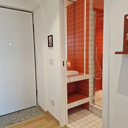 Camparino Apartment, 10 Min From The Duomo, * Μιλάνο