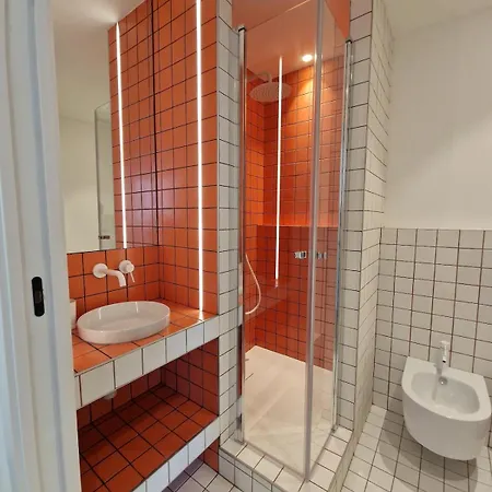 Διαμέρισμα Camparino Apartment, 10 Min From The Duomo, *