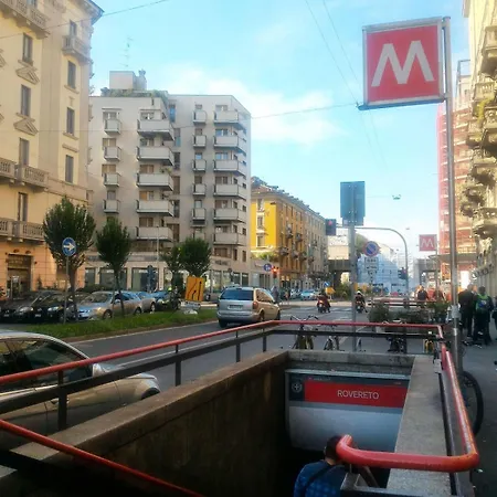 Διαμέρισμα Camparino Apartment, 10 Min From The Duomo,