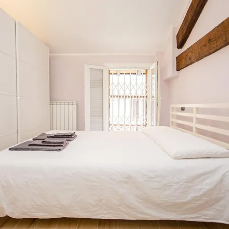 Pasteur Flat Apartmán