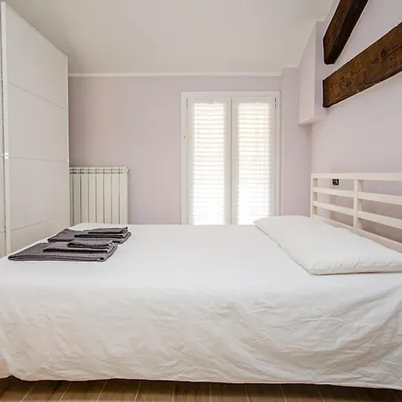 Pasteur Flat Apartmán *