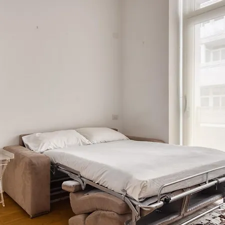 Modern Retreat In The Heart Of *