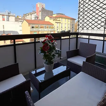 Bwr - Near Mico, Alberti