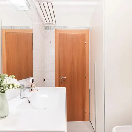 Apartament Easylife - - Lecco 5 P3 - Porta Venezia Mediolan