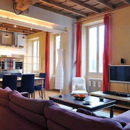 Apartman Brand New Porta Ticinese 70 *