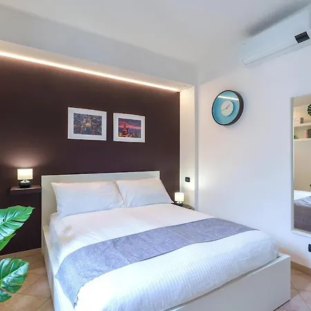 Station-duomo-design Apartman *