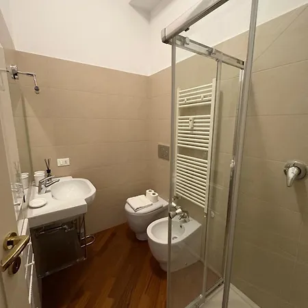 Bocconi - Porta Romana 4 Da Letto Con 2 Bagni Privati Apartment Milan