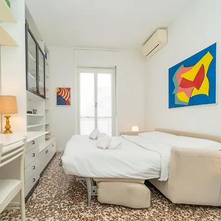 Apartment Bright In *