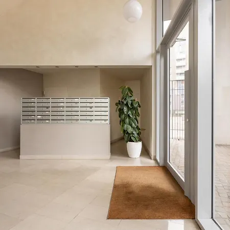 Bright Two Bedrooms With Terrace Zanuso - Mirable Pm Апартаменты *