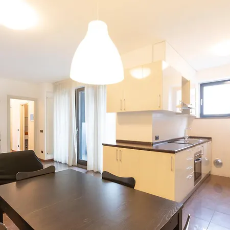 Bright Two Bedrooms With Terrace Zanuso - Mirable Pm Апартаменты