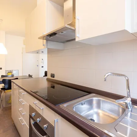 Bright Two Bedrooms With Terrace Zanuso - Mirable Pm Милан