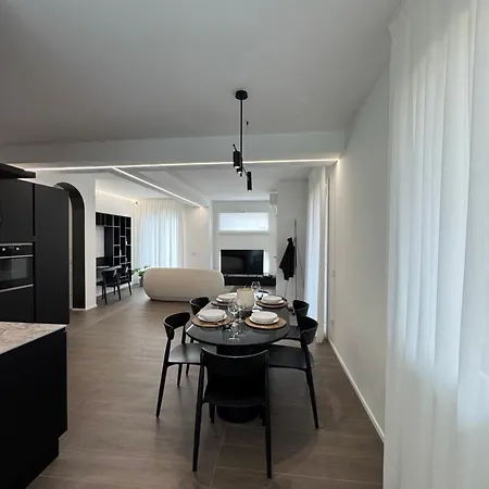 White House Con Posti Auto *