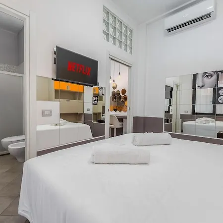 5 Min To Metro - Independent - Quiet - Privacy Milano