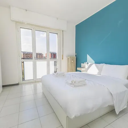 Apartment Easy Parking - 5 Min To Metro - Balcony - Quiet *