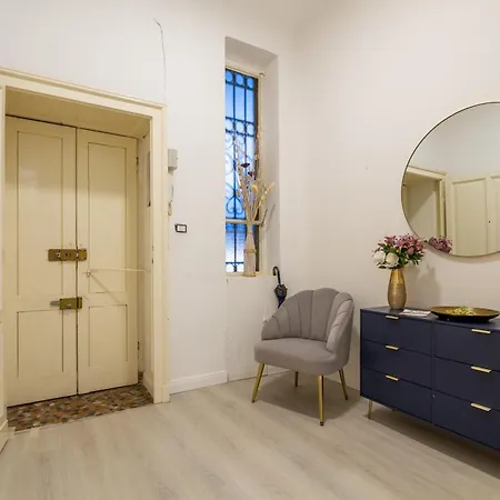 Apartment Duomo Centro 10 Min-linate 10 Min -lumiere Harmony Maison- *