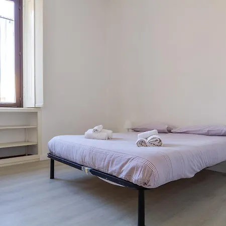 Apartment Duomo Centro 10 Min-linate 10 Min -lumiere Harmony Maison-