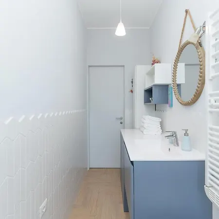 Apartment Bright In Front Of Navigli With Ac Wifi Milan