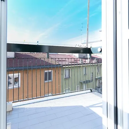 شقة Bright In Front Of Navigli With Ac Wifi *