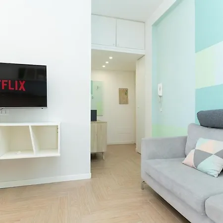 Apartment Bright In Front Of Navigli With Ac Wifi Milan