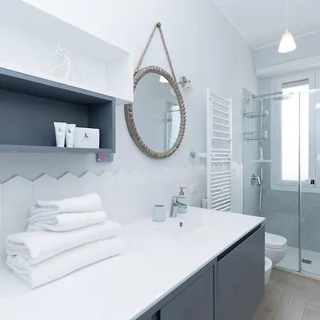 Apartment Bright In Front Of Navigli With Ac Wifi