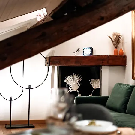 The Mirror Attic - Moscova Brera Апартаменты *