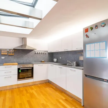 アパート Artist's Nest - Loft Con Patio Esclusivo *