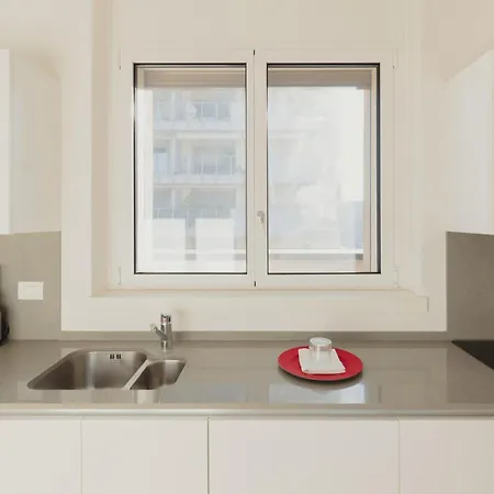 Gohost - Next To The Olympic Village Terrace דירה *