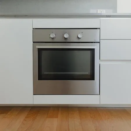 Gohost - Next To The Olympic Village Terrace * מילאנו