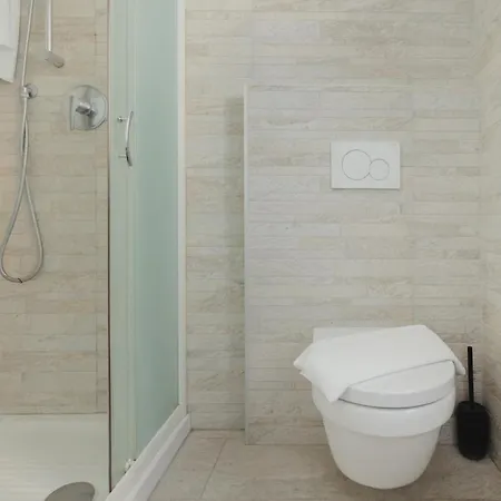 Gohost - Next To The Olympic Village Terrace דירה *