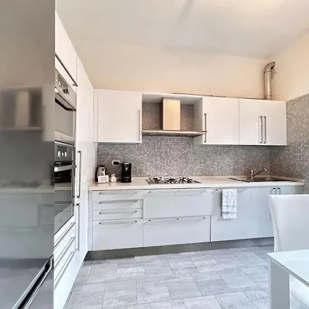 Elegante Apartmento Citylife Fiera מילאנו