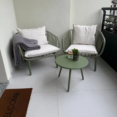 White House Con Posti Auto