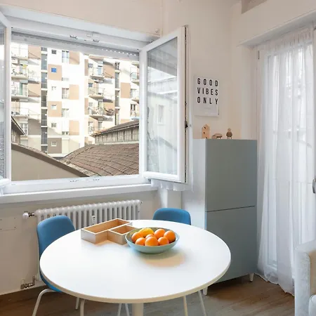 Lomellina 13 Apartment *