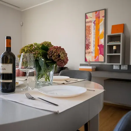 شقة Milanese Lodge/luxury House In The Heart Of