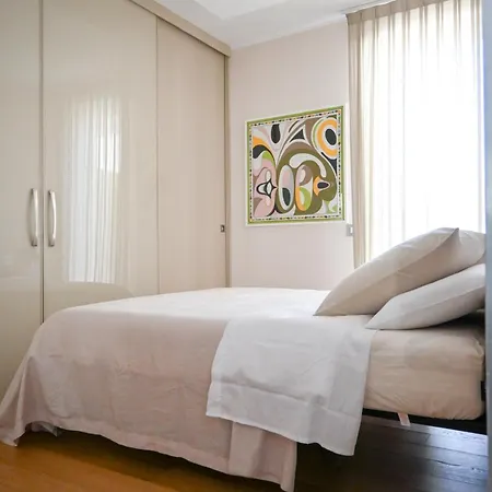 Milanese Lodge/luxury House In The Heart Of
