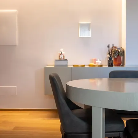 Milanese Lodge/luxury House In The Heart Of *