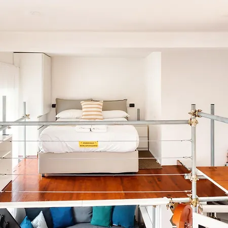 Urban Loft - De Angeli Apartment
