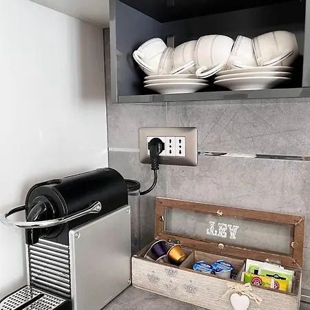 Apartment Bande Nere
