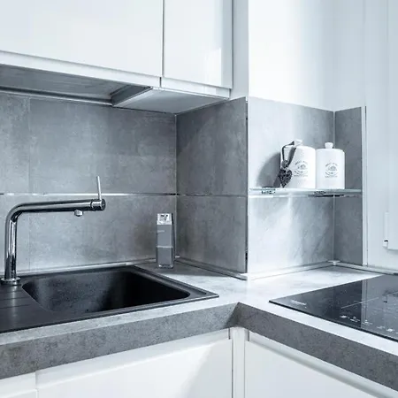 Apartment Bande Nere