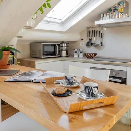 Apartman Bright Penthouse Attic In The Heart Of Milánó
