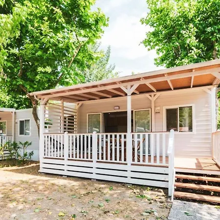 Village 营地 米兰