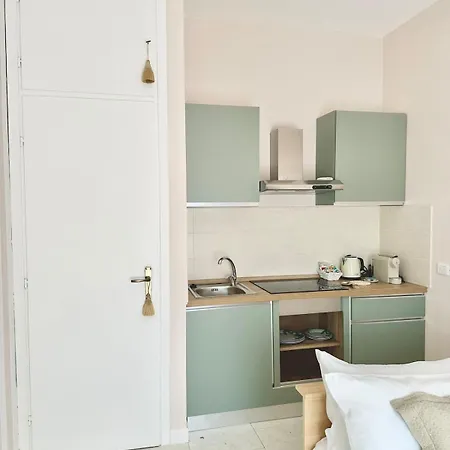 Apartment Center Romantic With Terrace Mailand