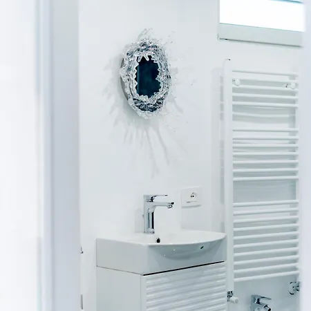 The Igloo * Mediolan