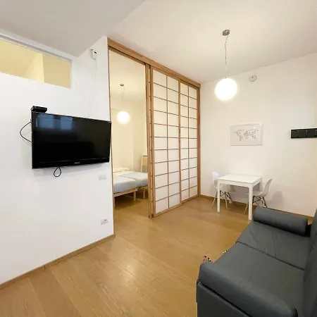 Apartament Charming Centro Navigli Tortona
