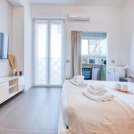 Easylife - Mono Con Balcone In Sant'agostino 아파트 *
