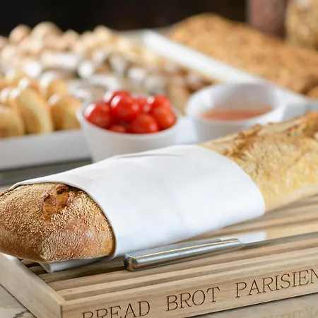 Ac By Marriott Otel 4*